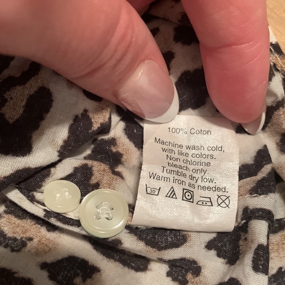 J. Crew The Perfect Shirt Long Sleeve Button Down Leopard Print Women’s XS - Picture 7 of 13